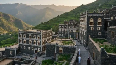 Rijal Almaa travel guide